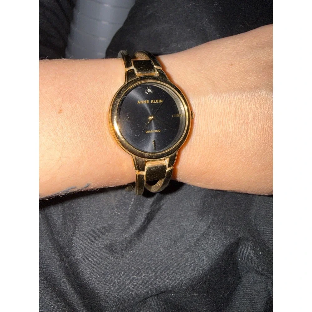 Anne Klein anne klein